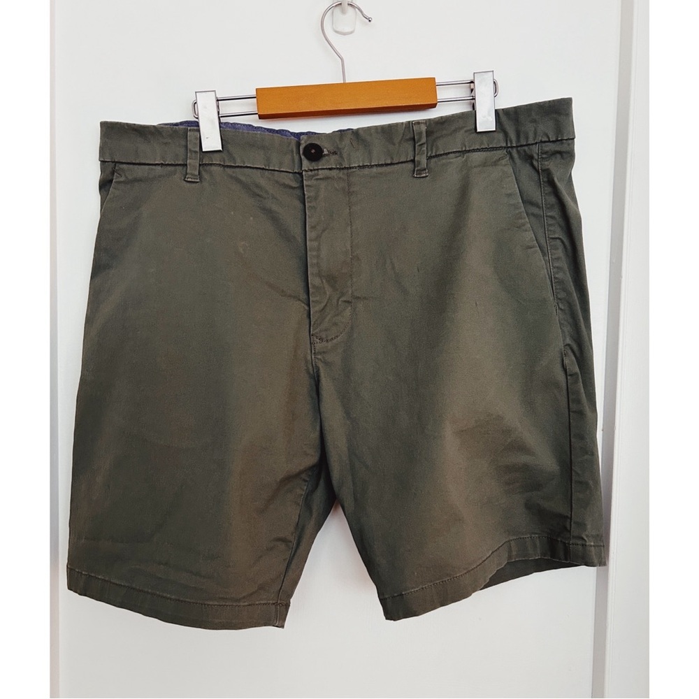 Men’s Scott Ellis Army Green Cotton Bermuda Shorts Size 36R